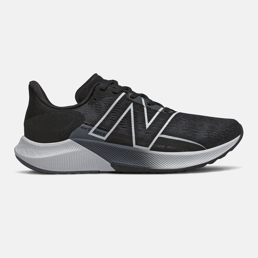 Black/White FuelCell Propel v2 New Balance Shoes