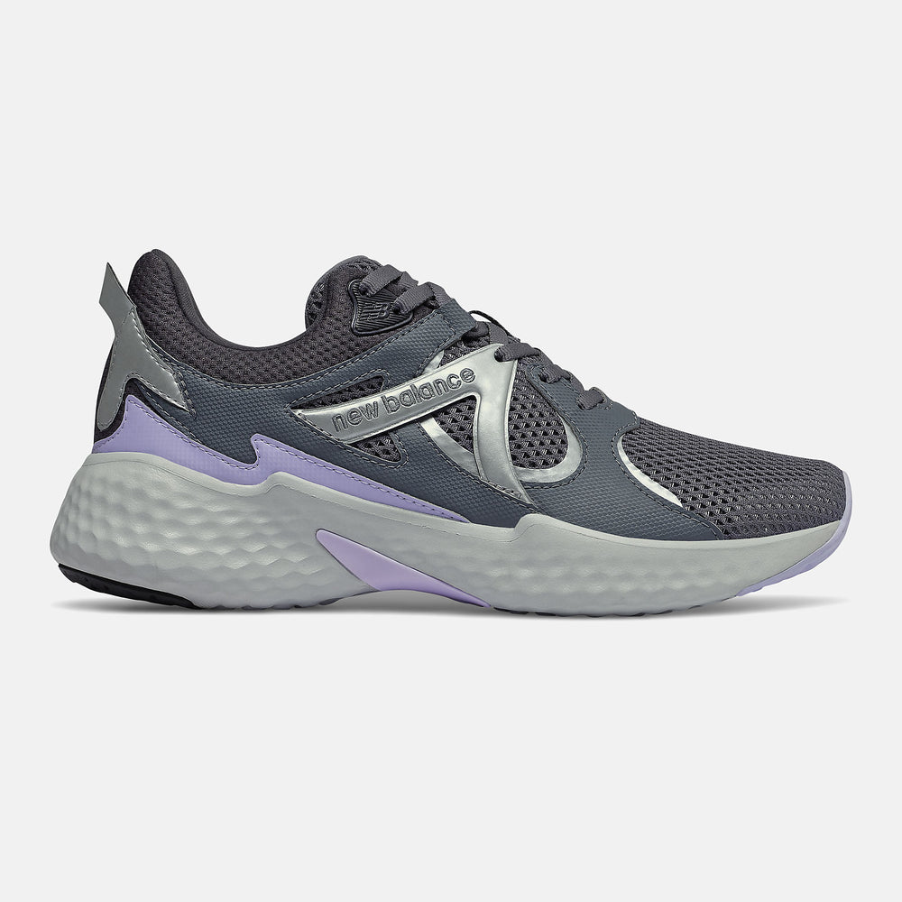 Black/Lead Fresh Foam Yaru Iridescent New Balance Shoes