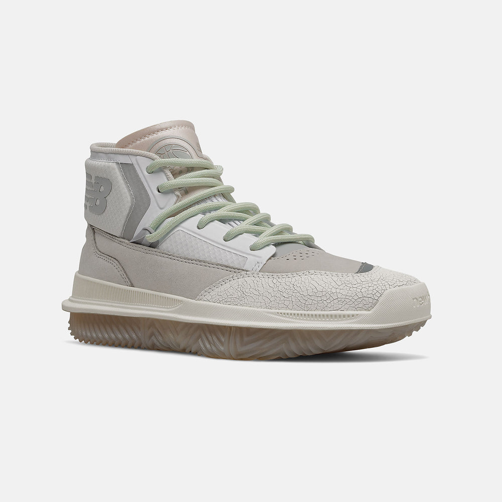 Moonbeam/Camp Smoke BB9000 New Balance Shoes