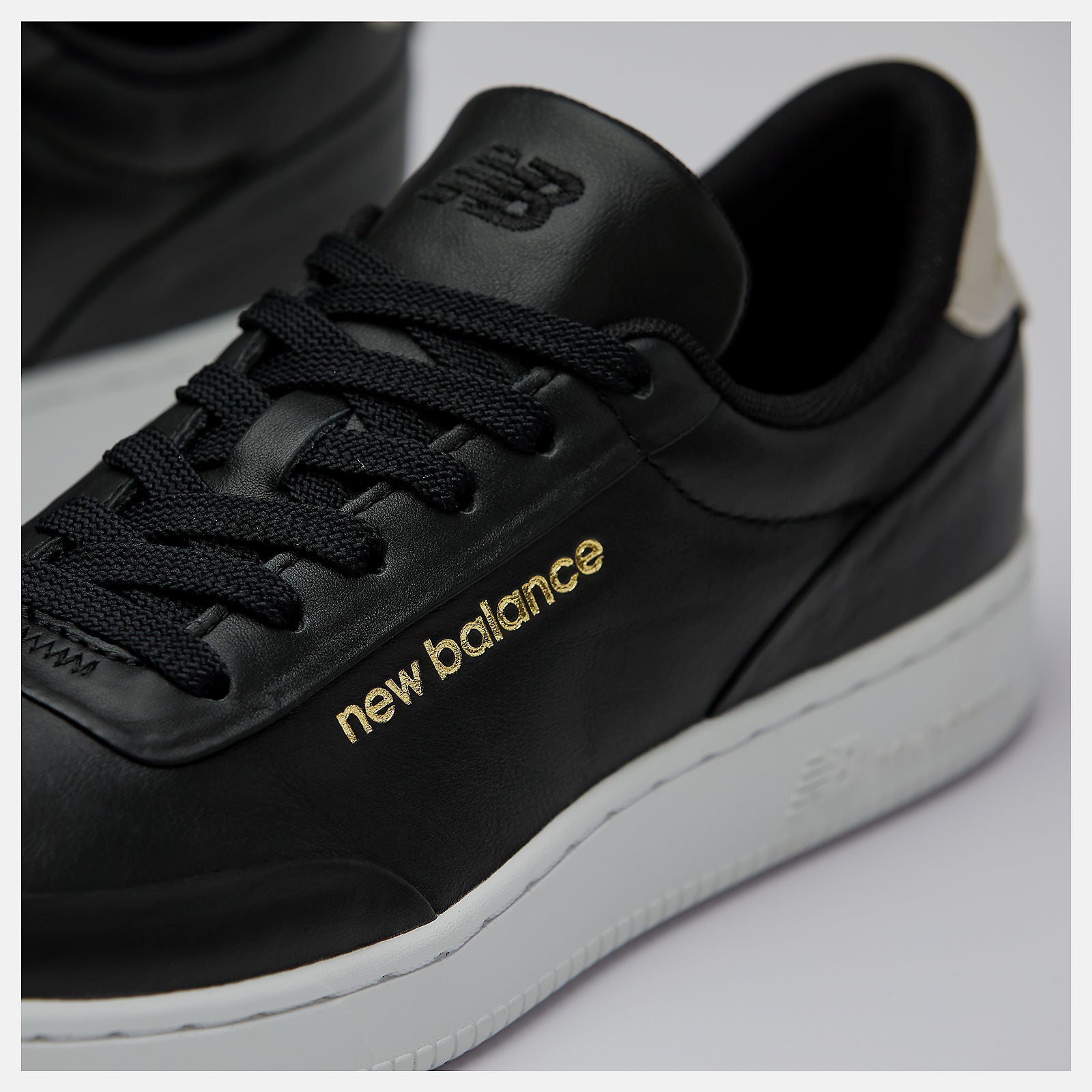 Black/White CT Alley New Balance Shoes