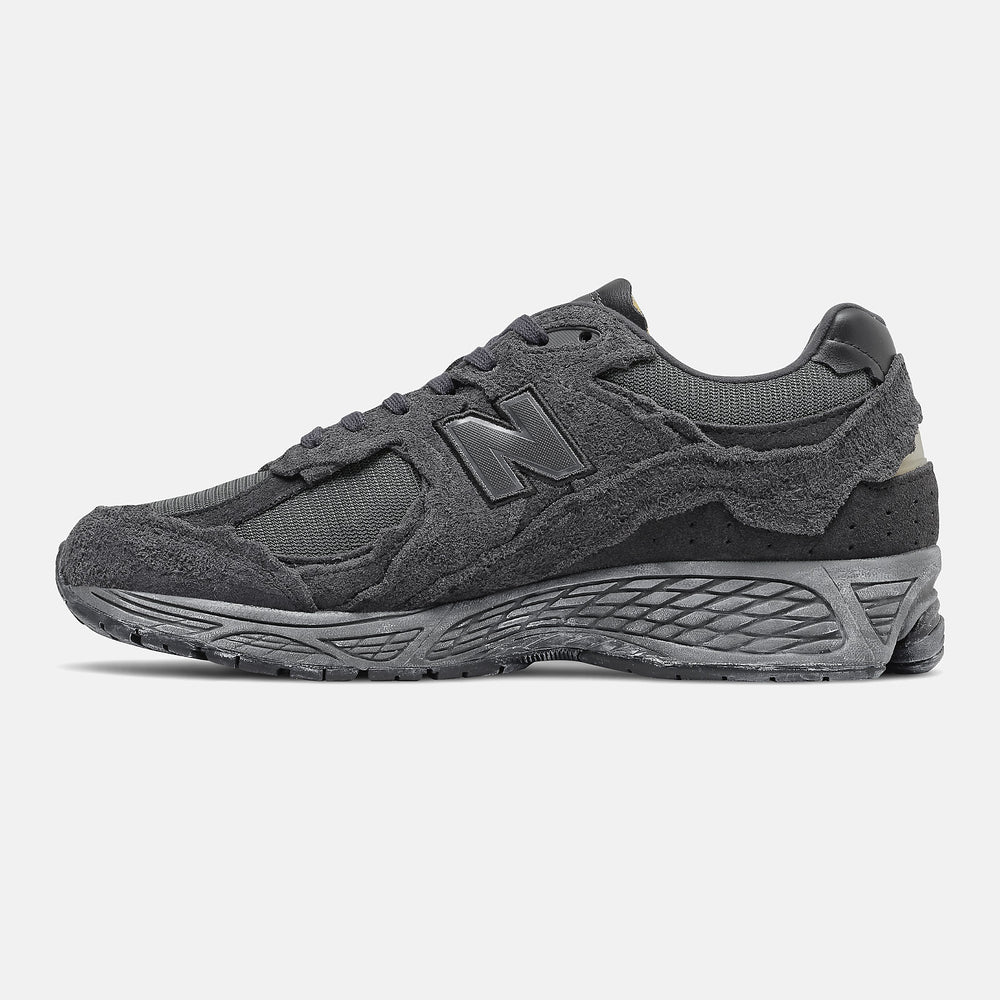 Phantom/Magnet 2002R New Balance Shoes