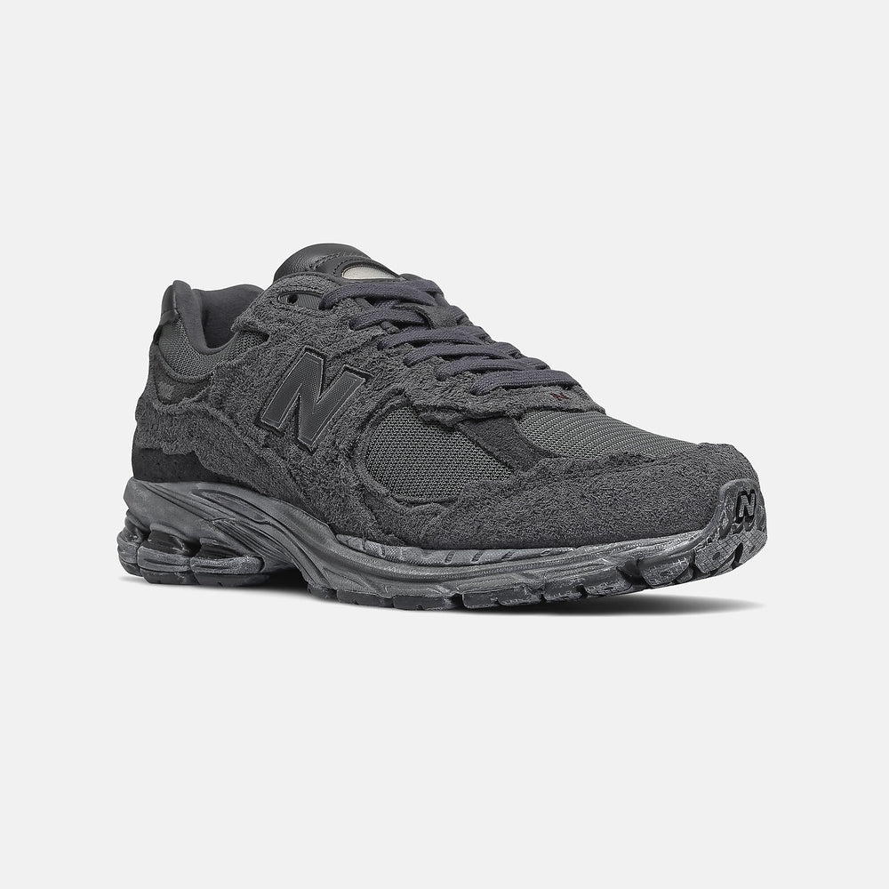 Phantom/Magnet 2002R New Balance Shoes