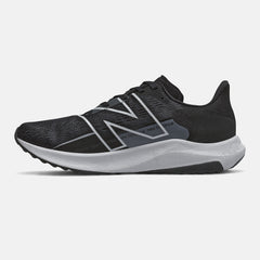 Black/White FuelCell Propel v2 New Balance Shoes