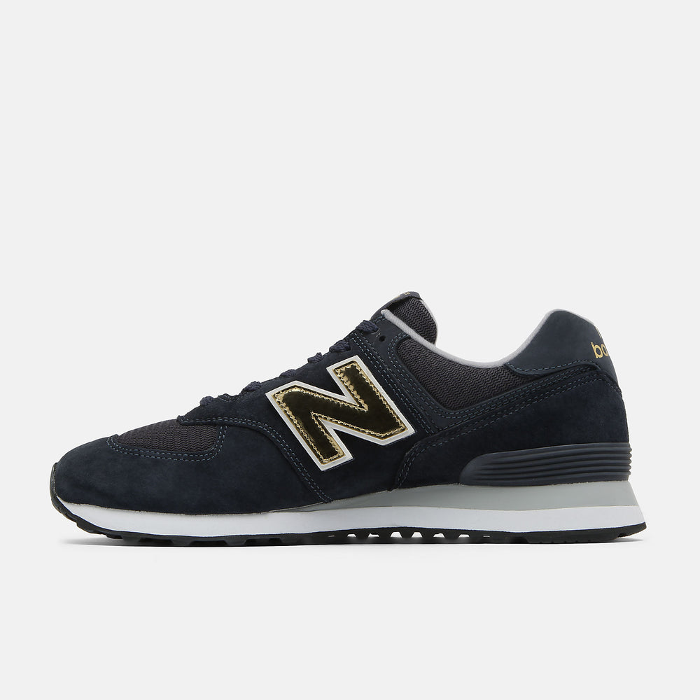 Navy 574 New Balance Shoes