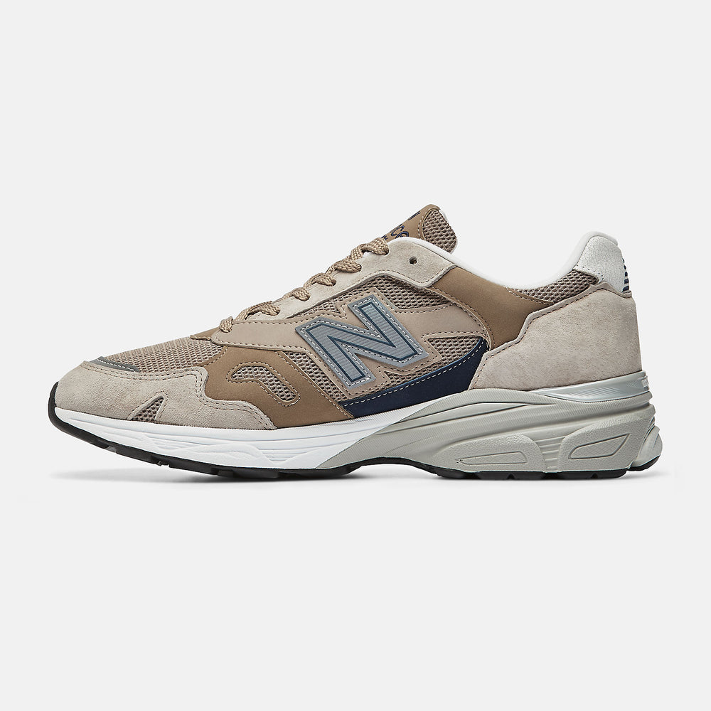 Sand/Navy MADE IN UK 920 New Balance Shoes