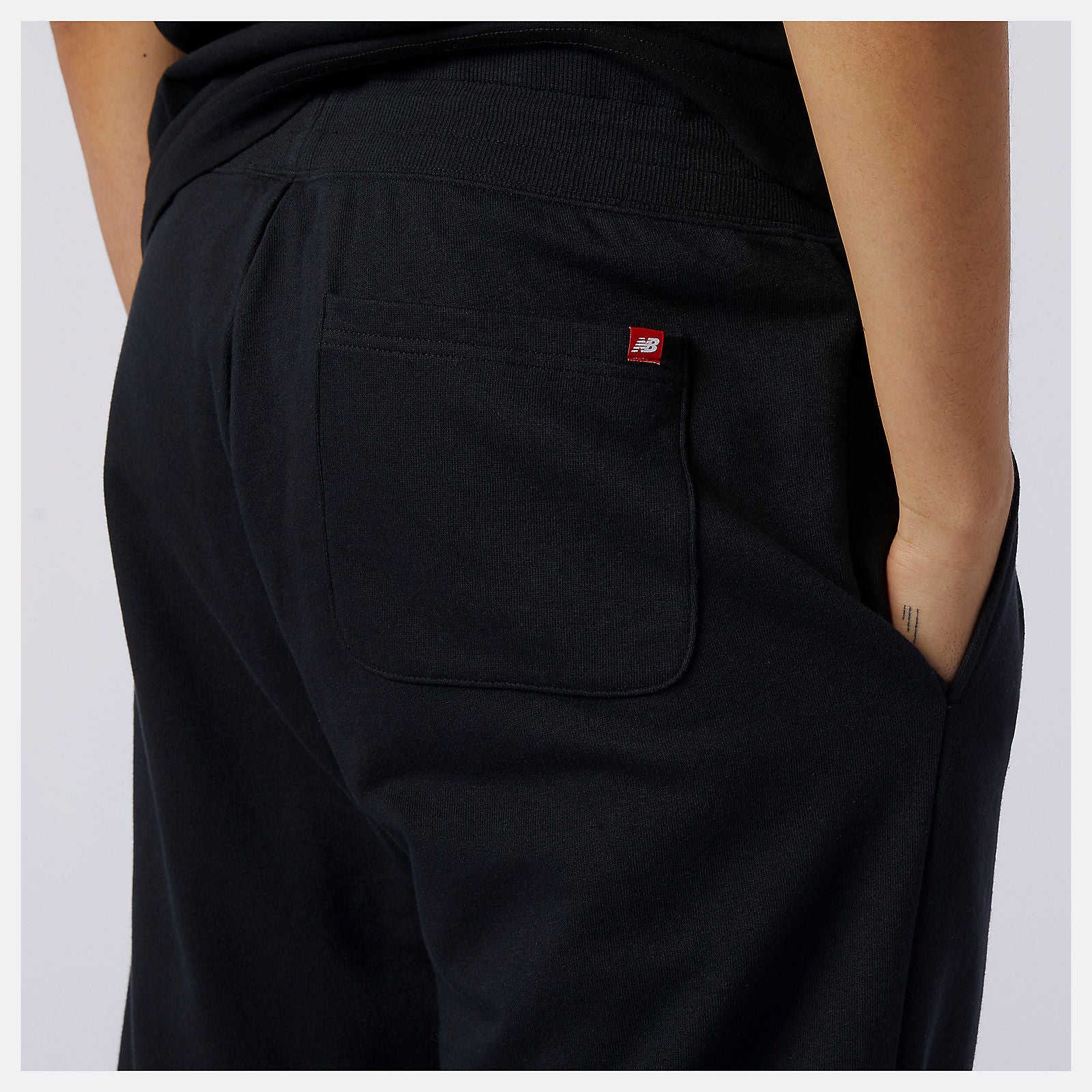 Black NB Essentials Embroidered Pant New Balance Clothing