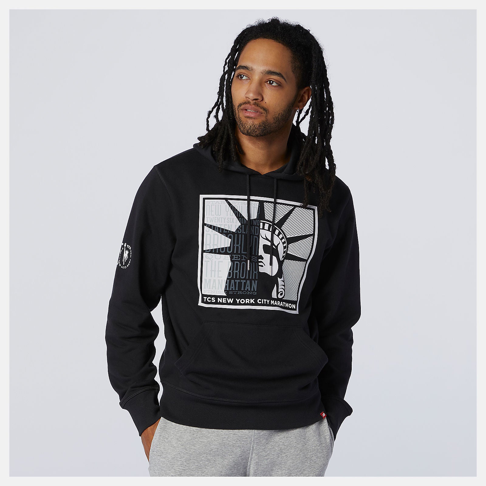 Black NYC Marathon Essentials Stacked Logo Po Hoodie New Balance Clothing