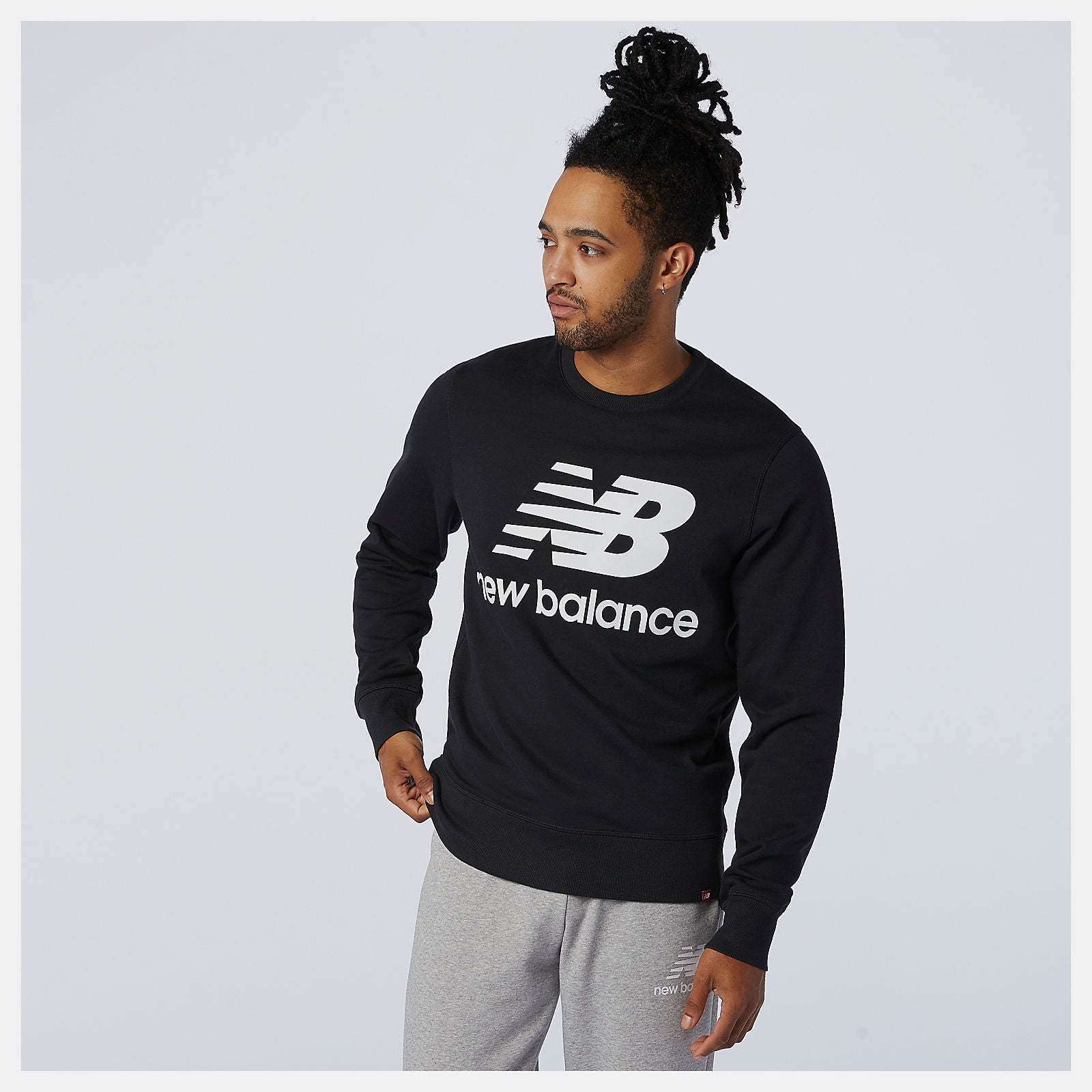 Black NB Essentials Stacked Logo Crew New Balance Clothing