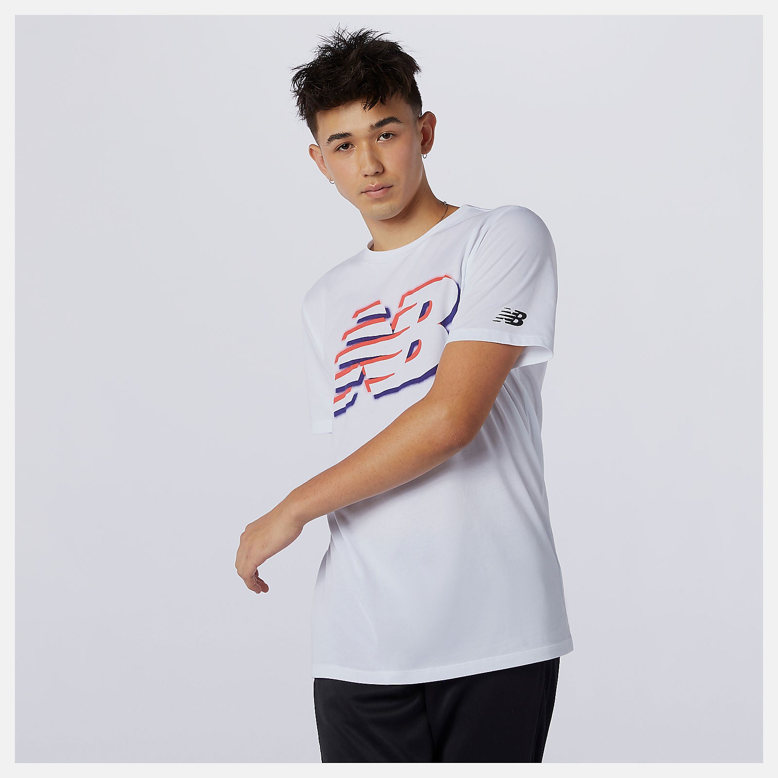 White Graphic Heathertech Tee New Balance Clothing