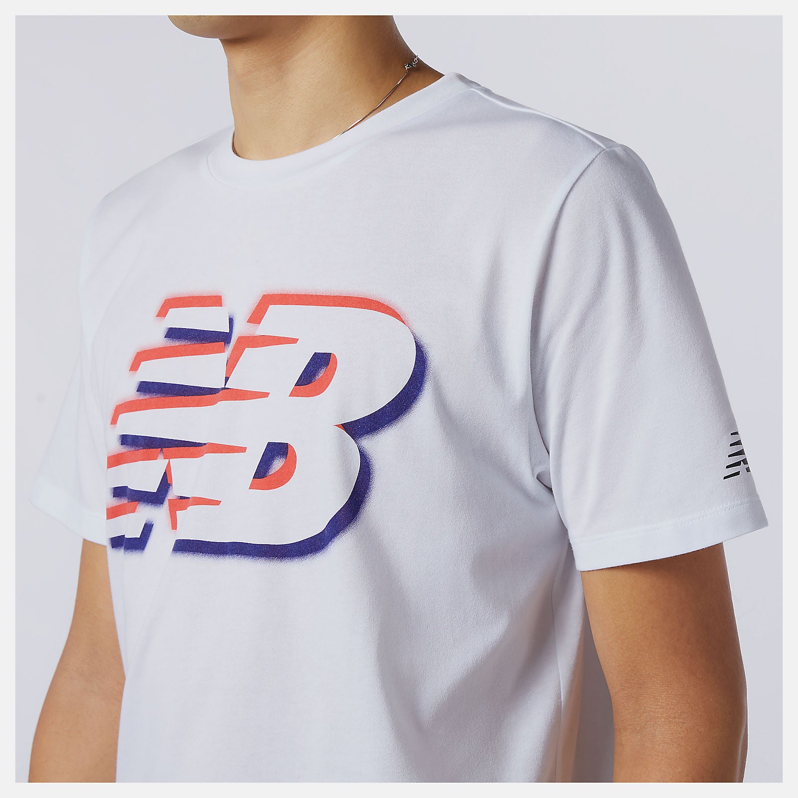 White Graphic Heathertech Tee New Balance Clothing