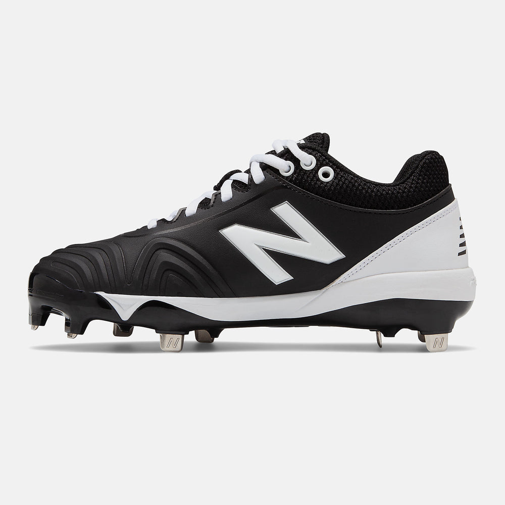 Black/White Fuse v2 Low Cut Metal New Balance Shoes