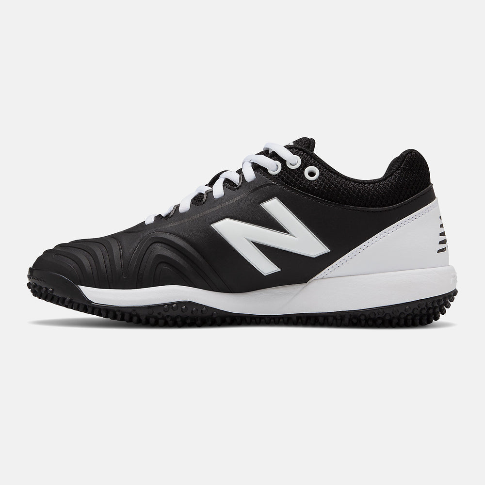 Black/White Fusev2 Turf New Balance Shoes