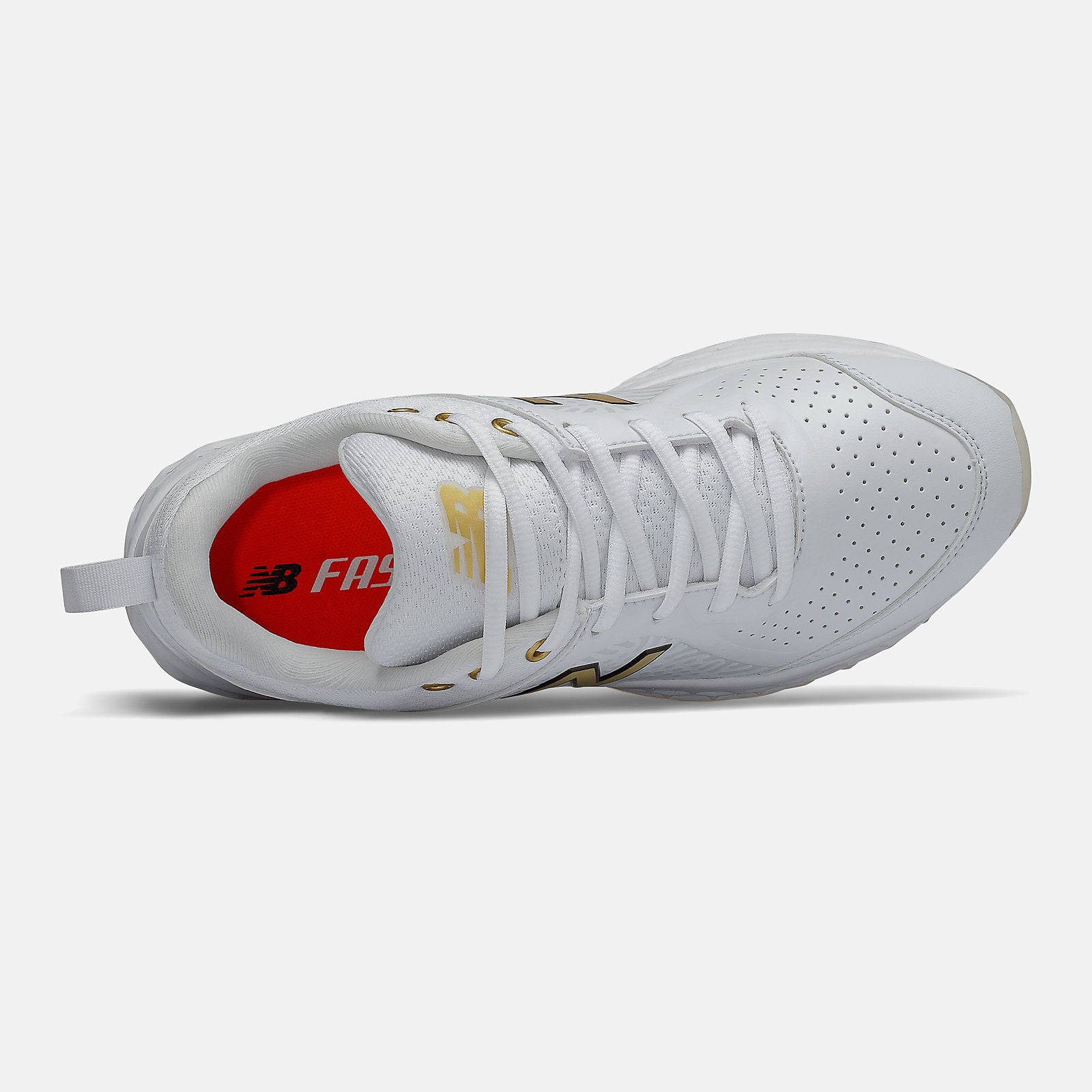 White/Gold Fresh Foam Velo v2 Turf New Balance Shoes