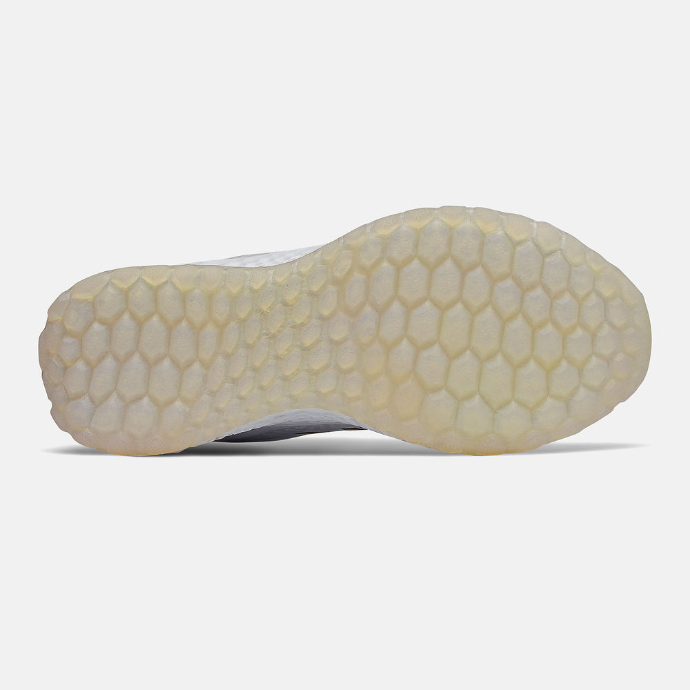 White/Gold Fresh Foam Velo v2 Turf New Balance Shoes