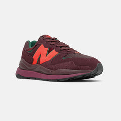 Pink Glo/Garnet 57/40 New Balance Shoes