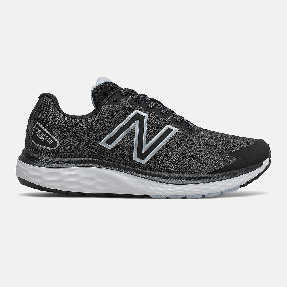 Black/White Fresh Foam 680v7 New Balance Shoes