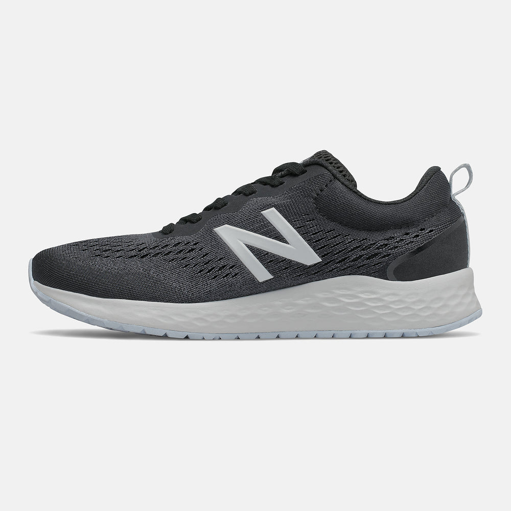 Black/White Fresh Foam Arishiv3 New Balance Shoes