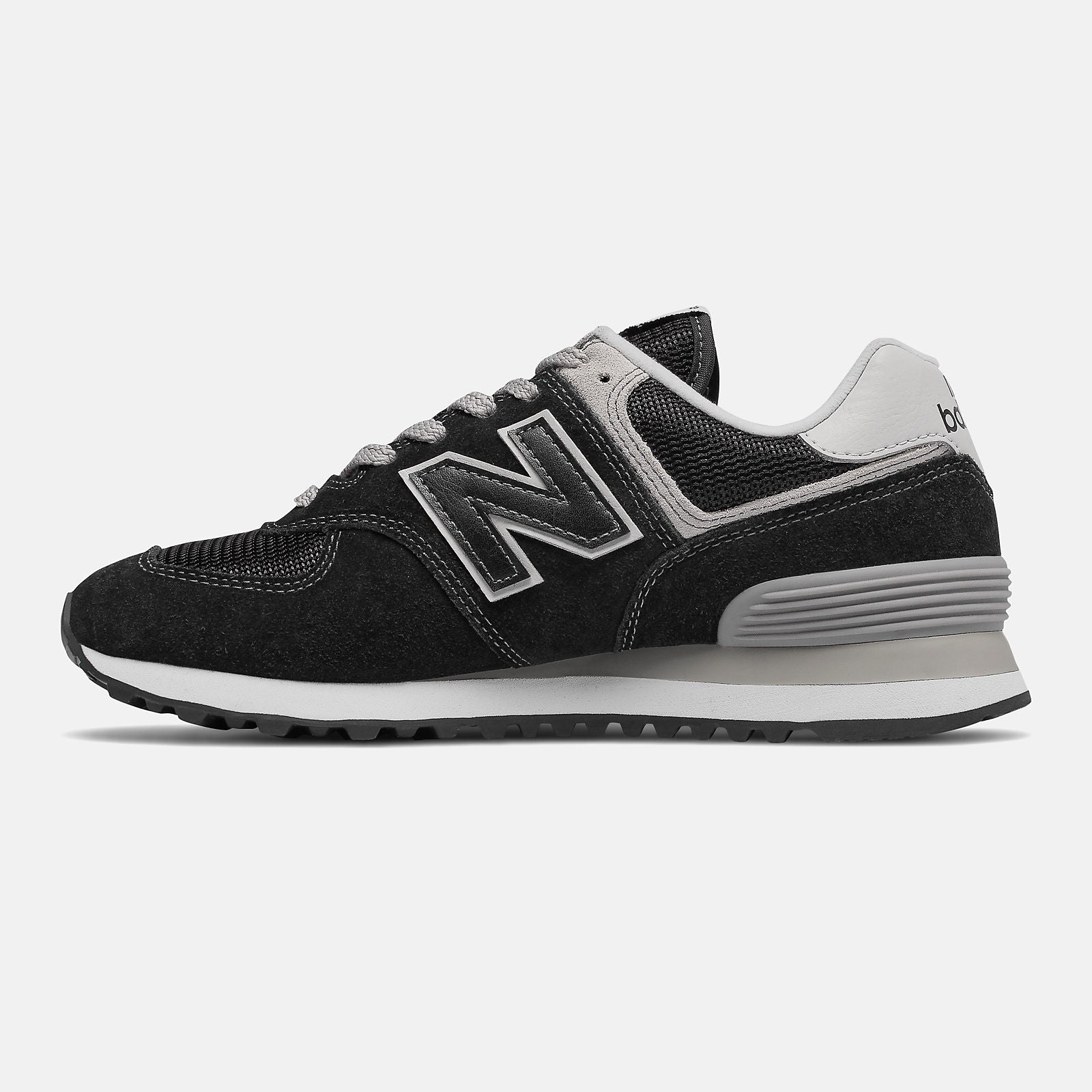 Black/White 574 Core New Balance Shoes