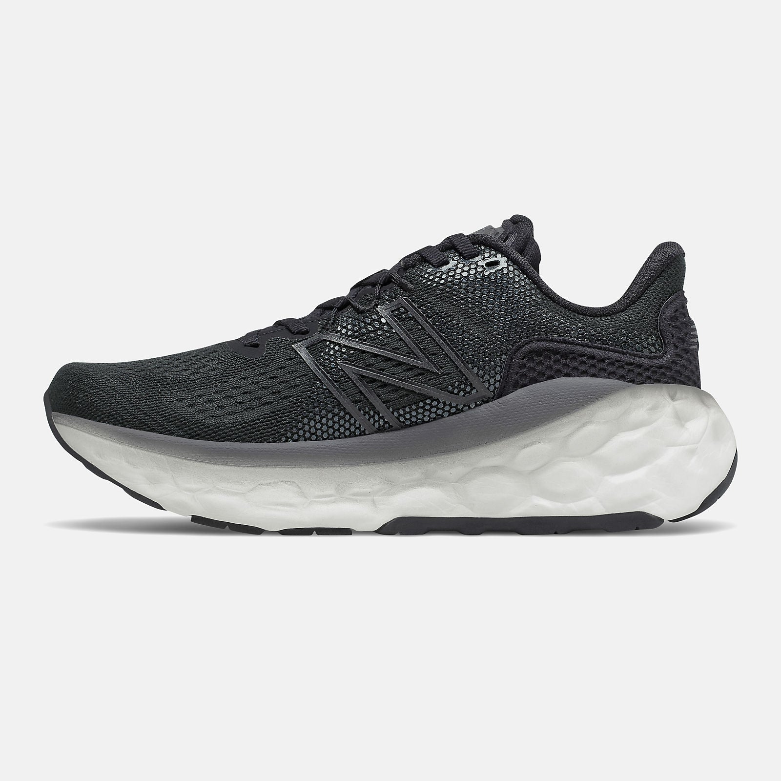 Black/Magnet Fresh Foam More v3 New Balance Shoes