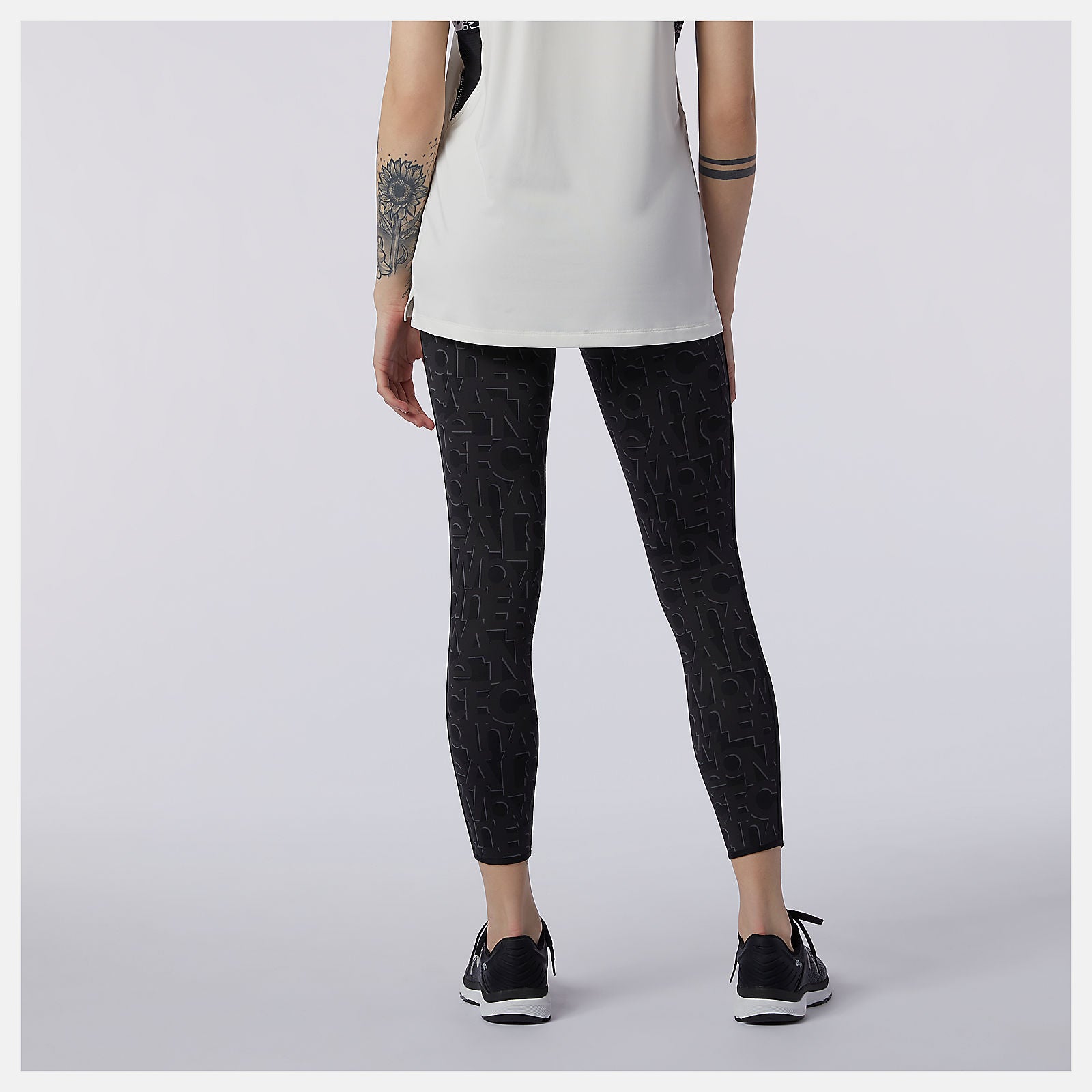 White Relentless Printed High Rise 7/8 Tight New Balance Clothing