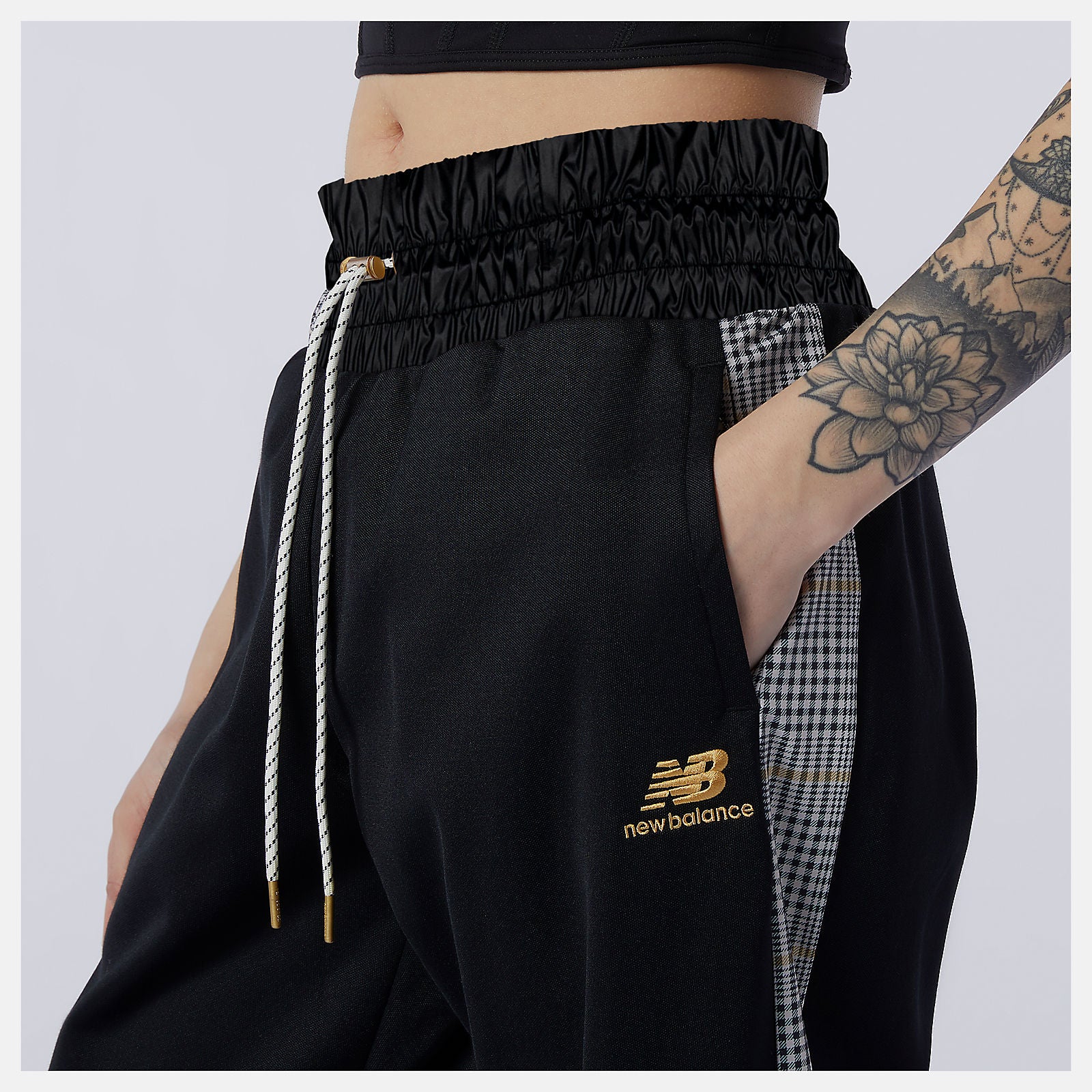 Black NB Athletics Higher Learning Stripe Track Pant New Balance Clothing