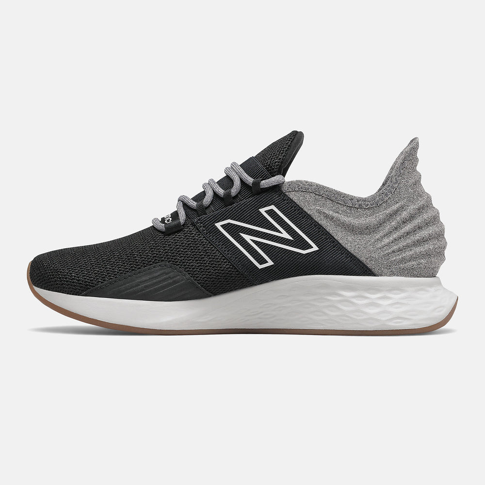 Black/Light Aluminum Fresh Foam Roav Tee Shirt New Balance Shoes