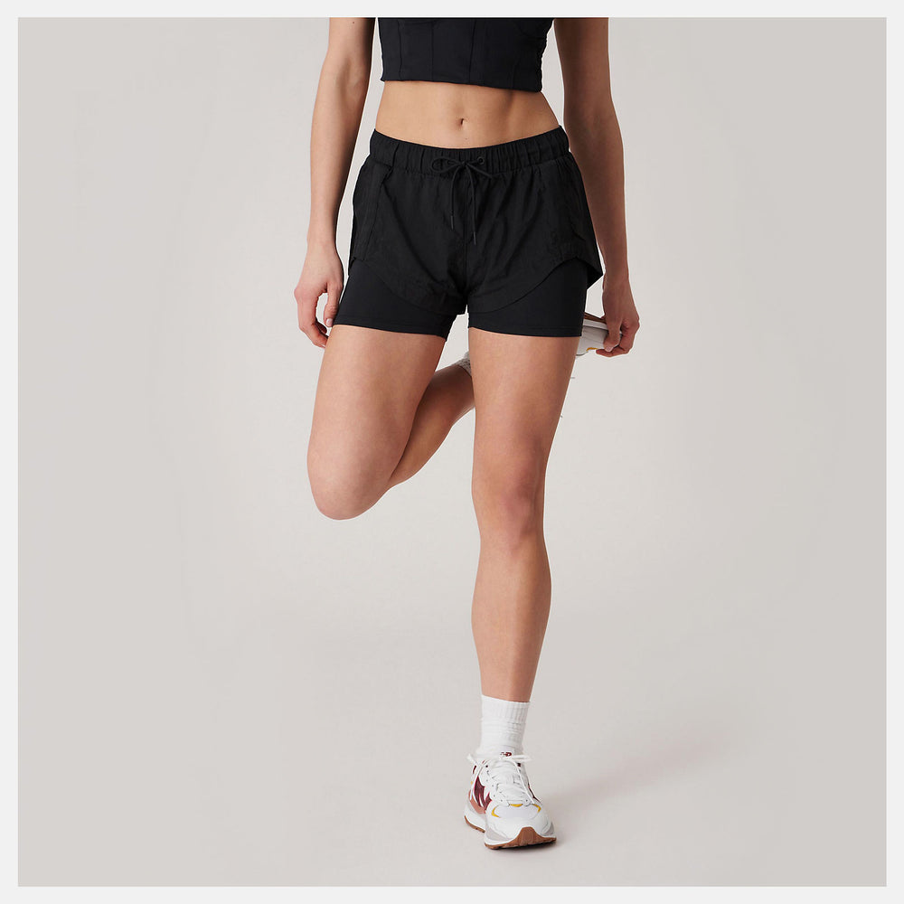 Black Bandier Woven tech Short New Balance Clothing