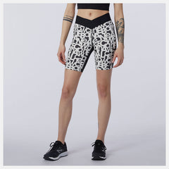Black/White Relentless Printed Fitted Short New Balance Clothing