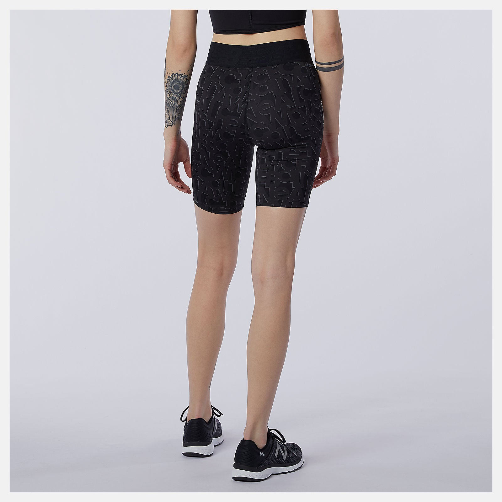 Black/White Relentless Printed Fitted Short New Balance Clothing