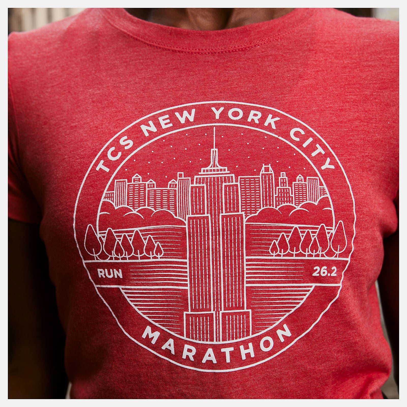 Team Red Inline NYC Marathon Park/NYC Badge New Balance Clothing