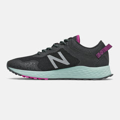 Black/Poisonberry Fresh Foam Arishi Trail Goretex New Balance Shoes